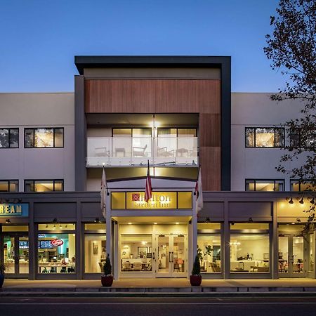 Hilton Garden Inn Davis Downtown Exterior foto