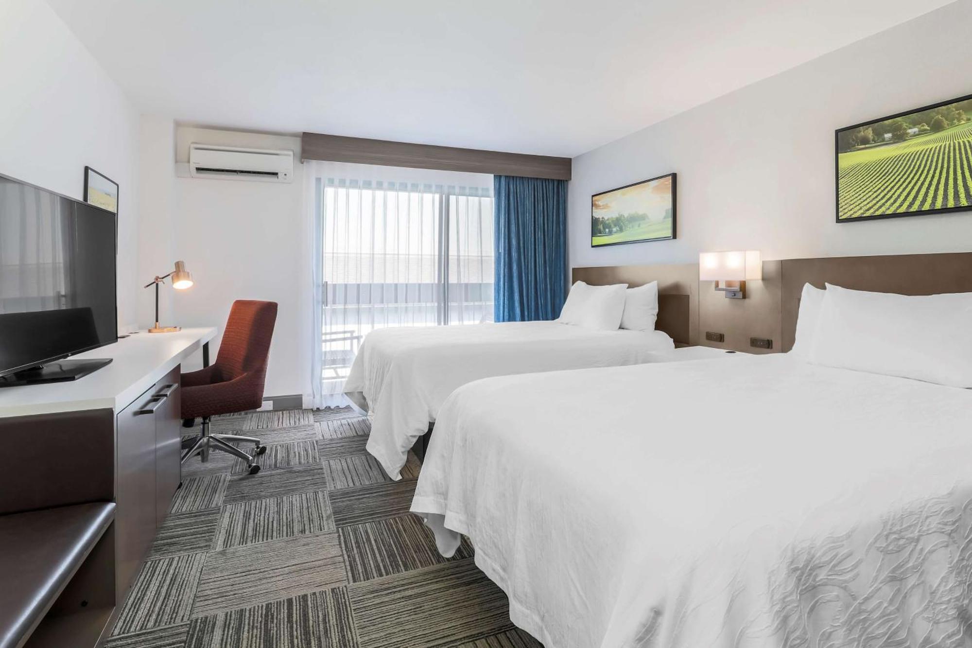 Hilton Garden Inn Davis Downtown Exterior foto