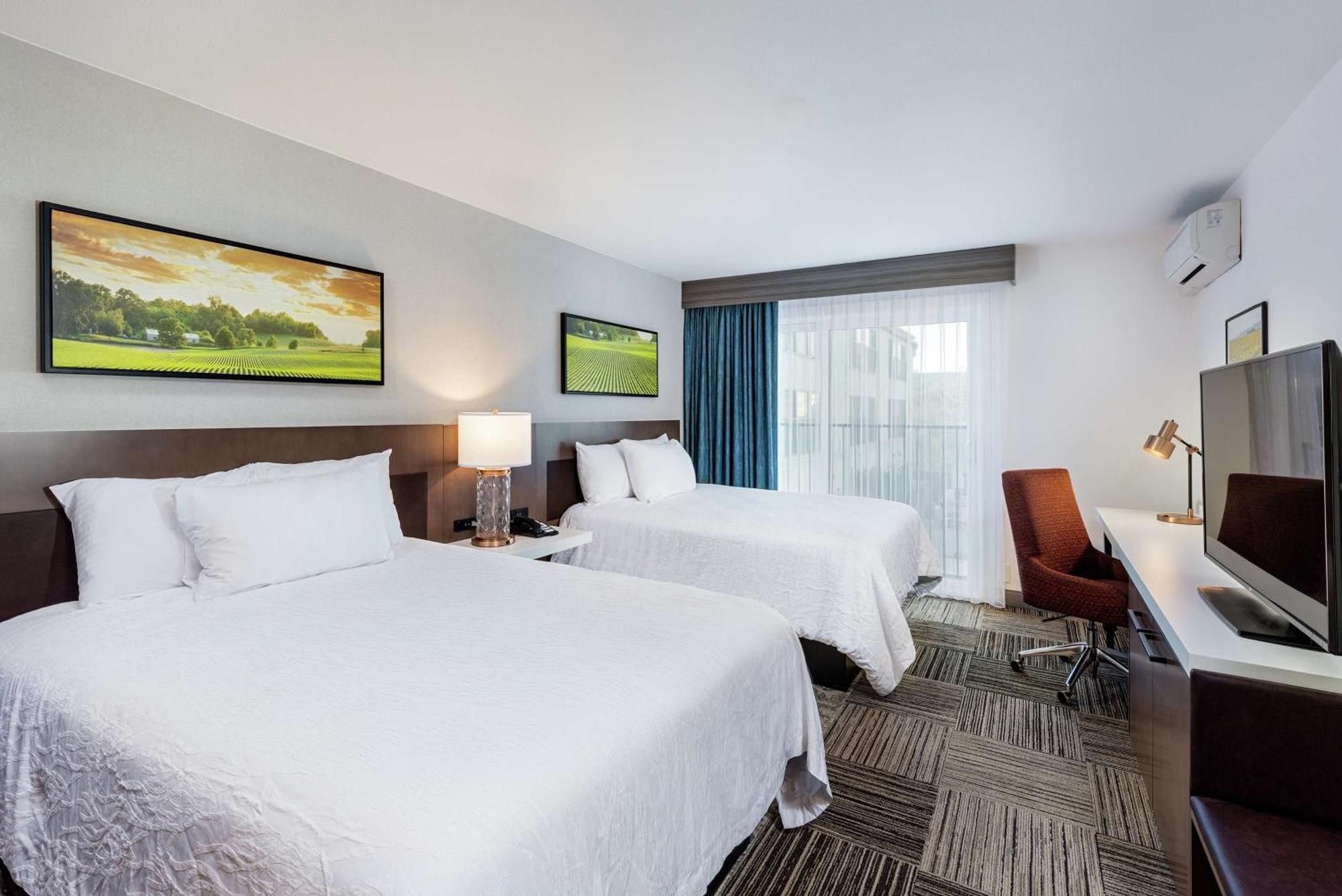Hilton Garden Inn Davis Downtown Exterior foto